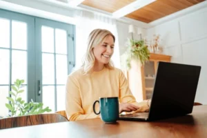 Read more about the article Online Earning in USA – Top Trending Opportunities for 2025